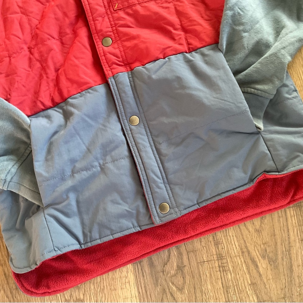 Columbia hooded sweatshirt under jacket, large, kids